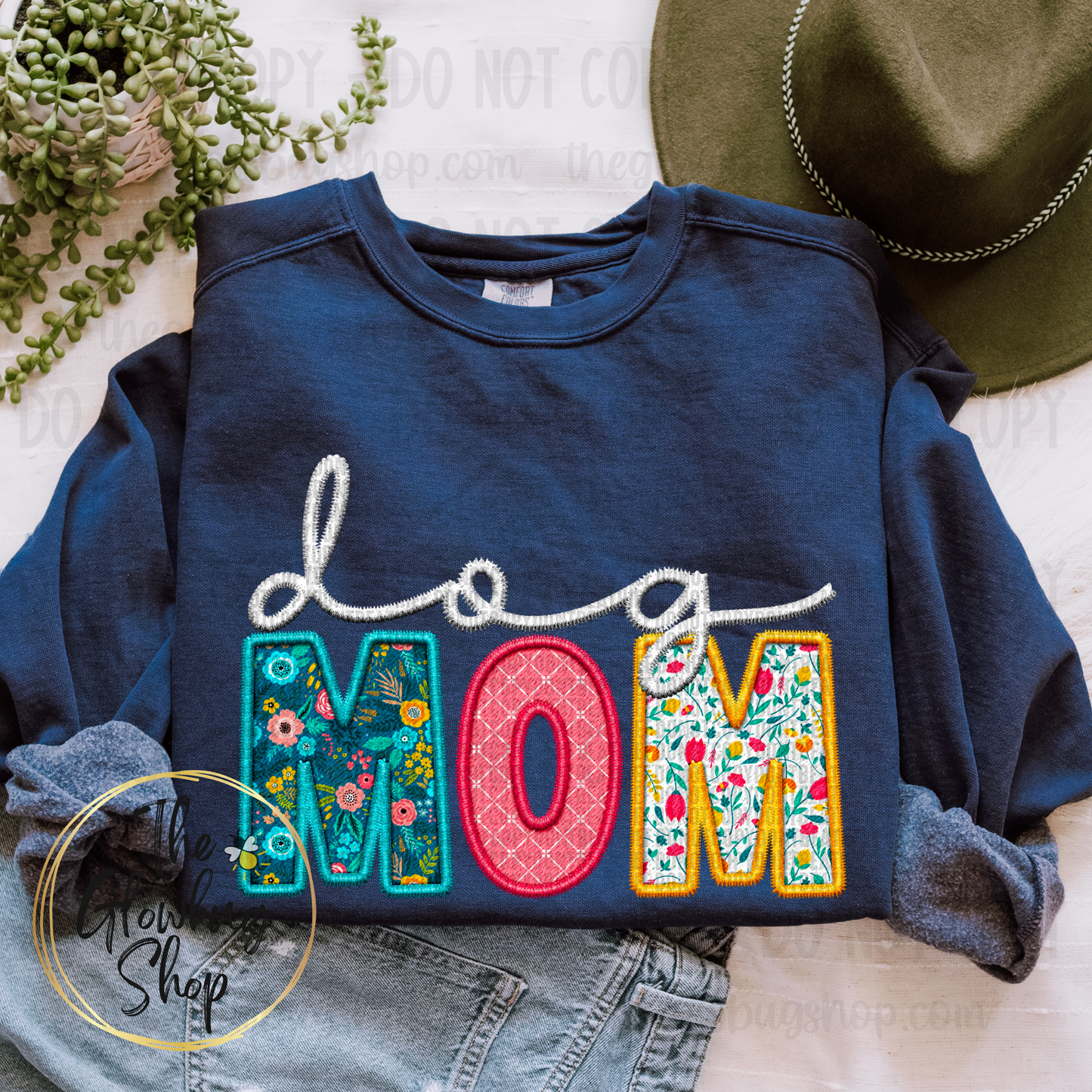 Dog Mom (faux embroidery)